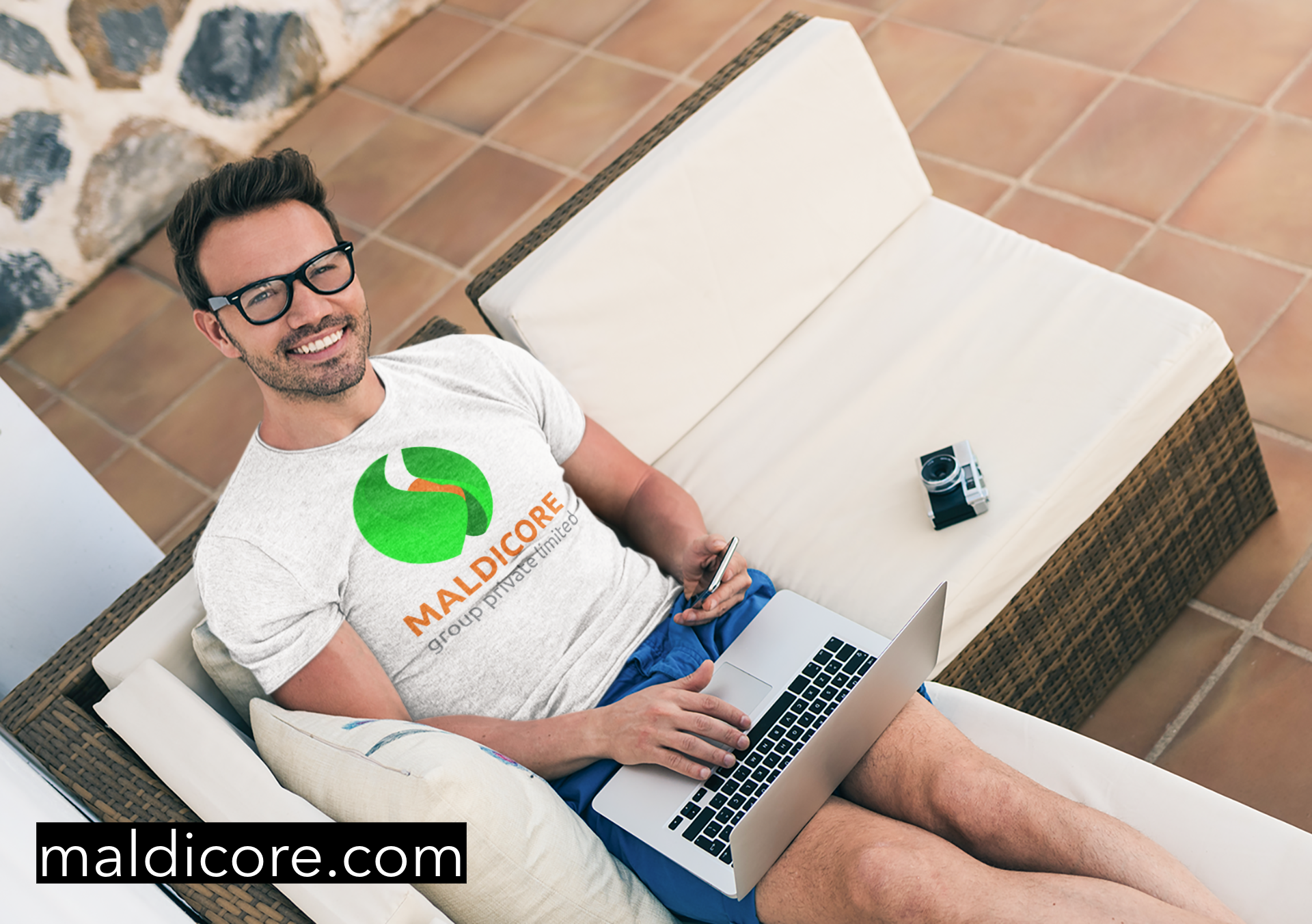 How to answer your customers queries instantly when online